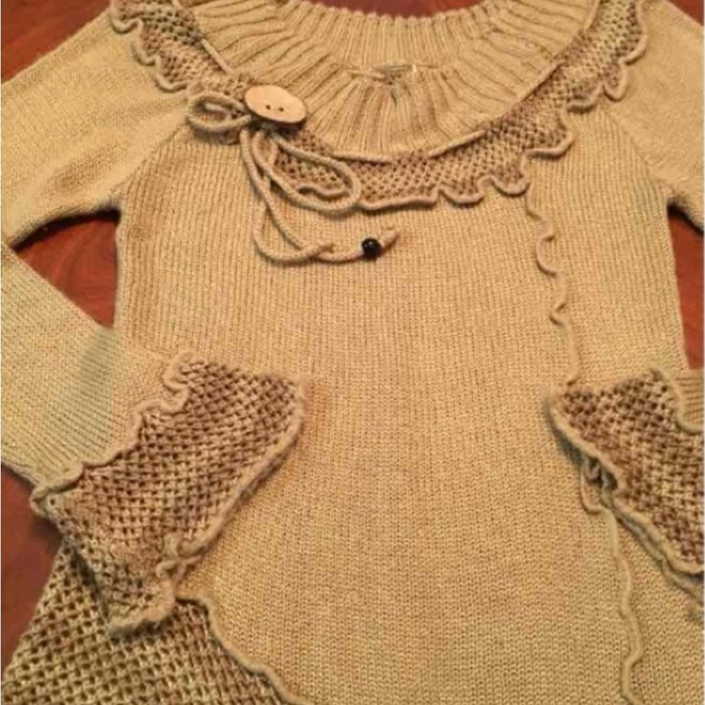 Boho, Hippie, Unique Knit Sweater. Size Medium. EUC